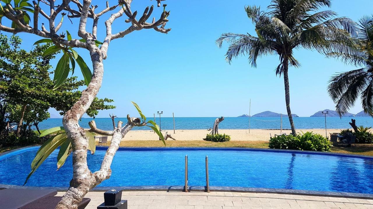 Luwansa Beach Hotel 라부안 바조 외부 사진